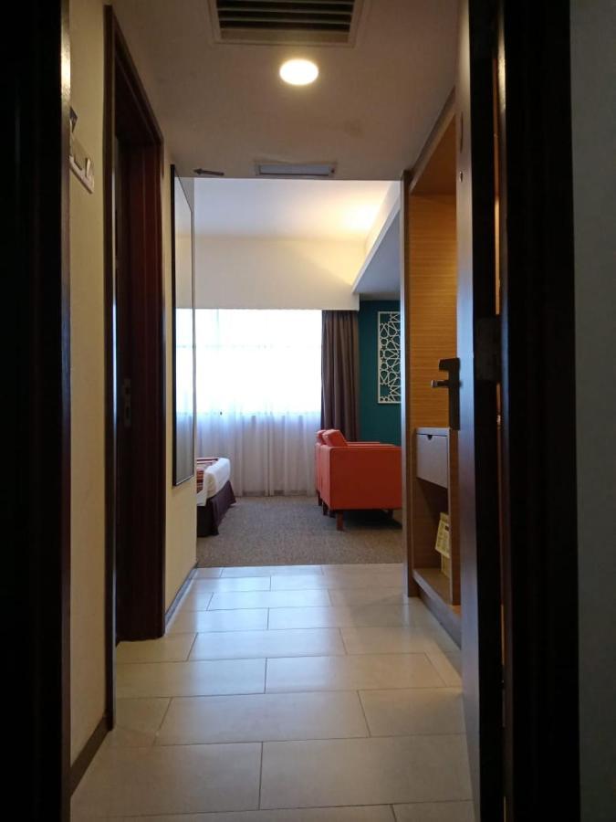Grand Barakah Hotel Ampang  Bagian luar foto