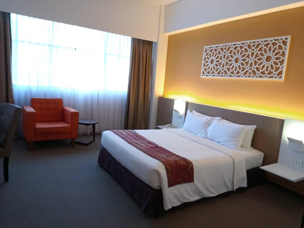 Grand Barakah Hotel Ampang  Bagian luar foto