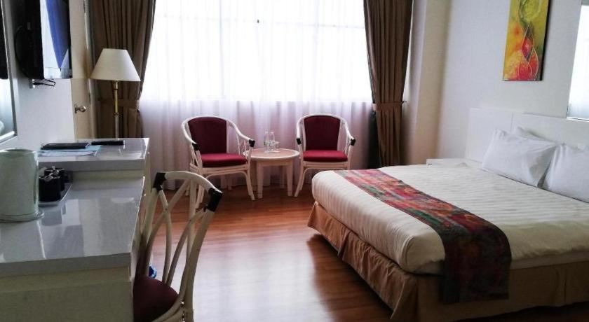 Grand Barakah Hotel Ampang  Bagian luar foto